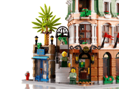 LEGO® Boutique Hotel 10297 Building Kit - De BrickPlaats