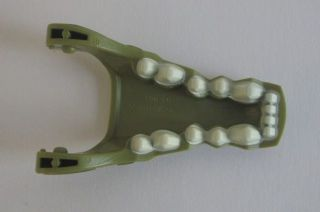 Part 13699pb01 - Large Figure Head Modified Chima Crocodile Jaw Lower with Teeth Pattern - De BrickPlaats