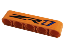 Part 32316pb058 - Technic, Liftarm Thick 1 x 5 with Black and Blue 'ZR1' Pattern (Sticker) - Set 42093 - De BrickPlaats