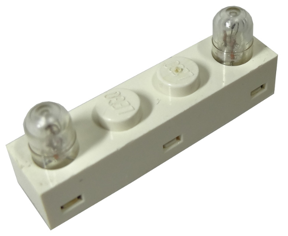 Part 4771c01 - Electric, Light Brick 1 x 4 with 2 Lamps on Top - De BrickPlaats