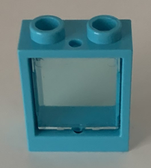Part 60592c02 - Window 1 x 2 x 2 Flat Front with Trans-Light Blue Glass (60592 / 60601) - De BrickPlaats