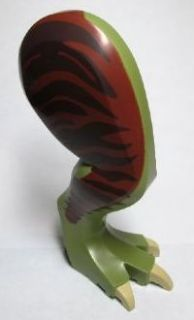Part 98062c01pb02 - Dinosaur Leg Large (Rear) Tyrannosaurus rex with Pin, Tan Claws and Dark Brown Stripes on Reddish Brown Pattern - Right - De BrickPlaats