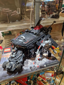 Set 76087 - Flying Fox: Batmobile Airlift Attack - De BrickPlaats